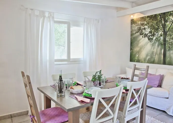 Lili Luxury Villa *